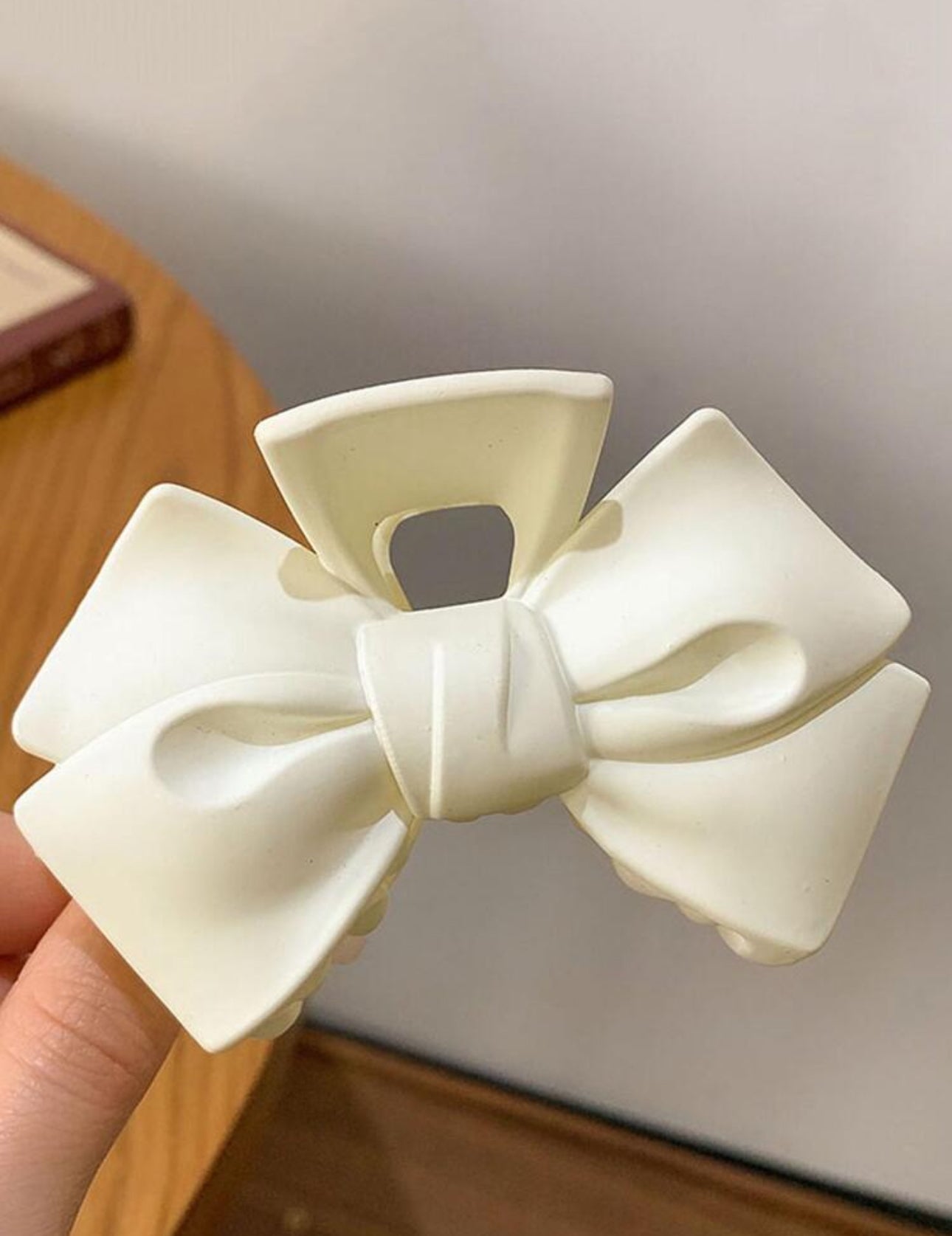 Pinza Cabello Moño Awua - Glow Beauty Distribuidores Milagros